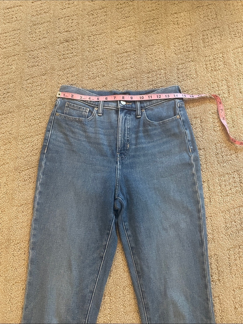 Banana Republic Women's Straight-Leg Jeans in Medium Blue - Picture 3 of 5